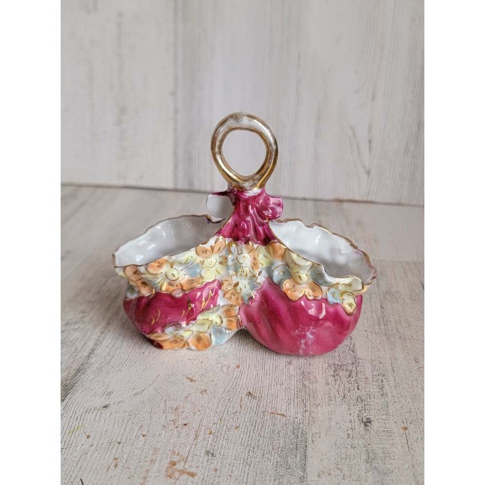 Vintage Xmas salt pepper holder red floral flower ceramic home decor